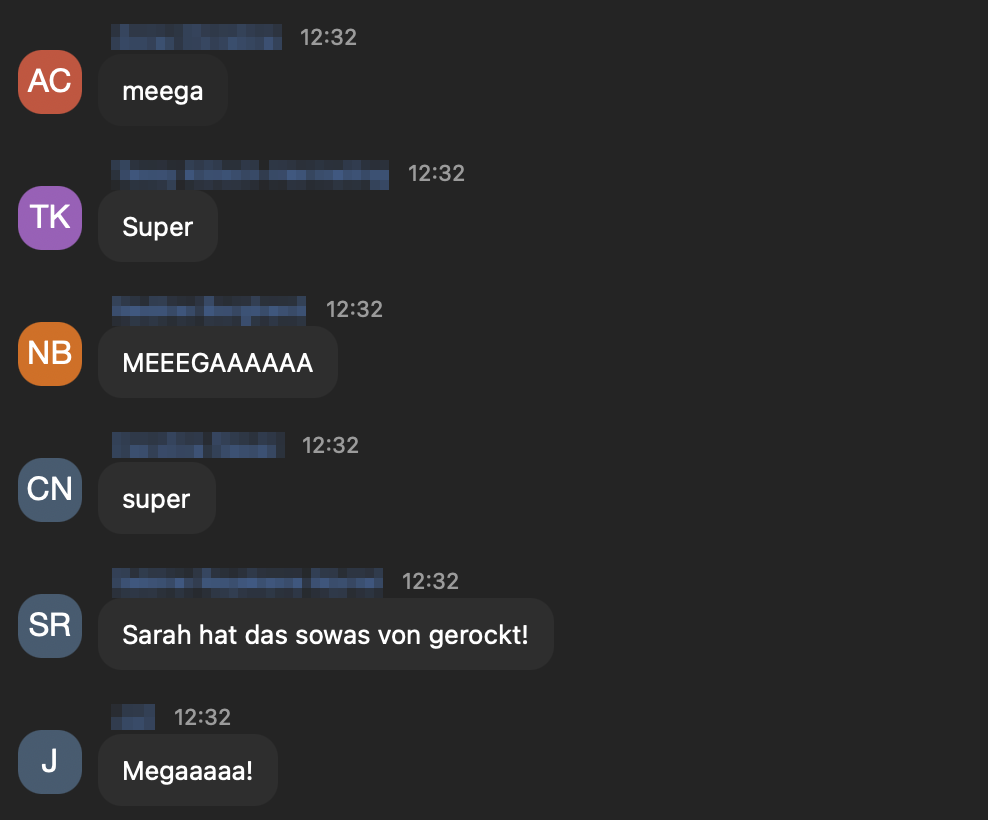 Zoom-Chat voller begeisterter Reaktionen nach einem Training